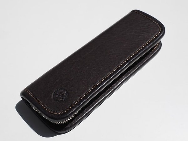 L'utilité d'une trousse en cuir : Un accessoire polyvalent et intemporel